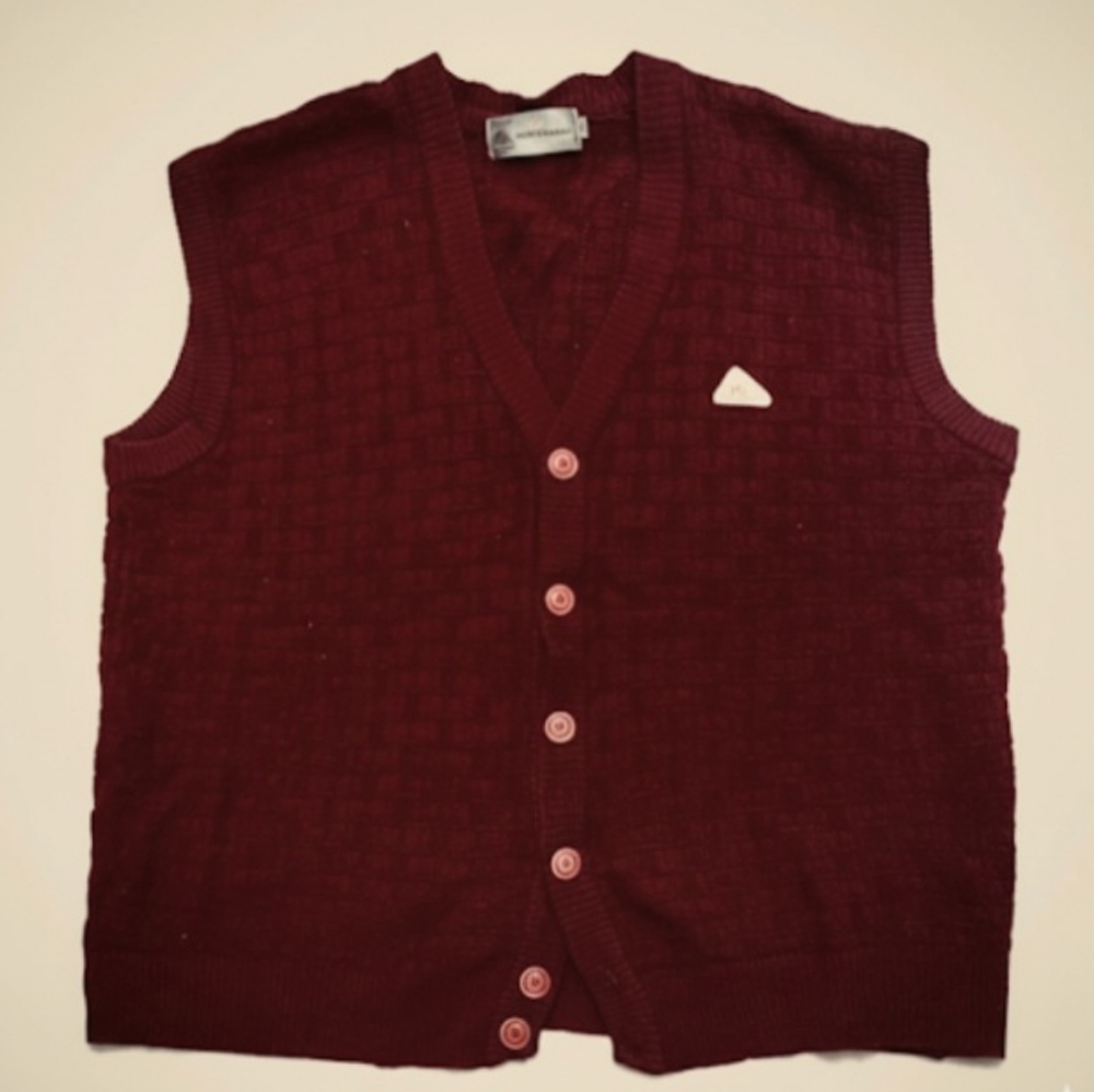 MONTECARLO COLLECTION, MAGNA WOOL, MAN'S BURGUNDY BUTTON-UP SWEATER VEST.